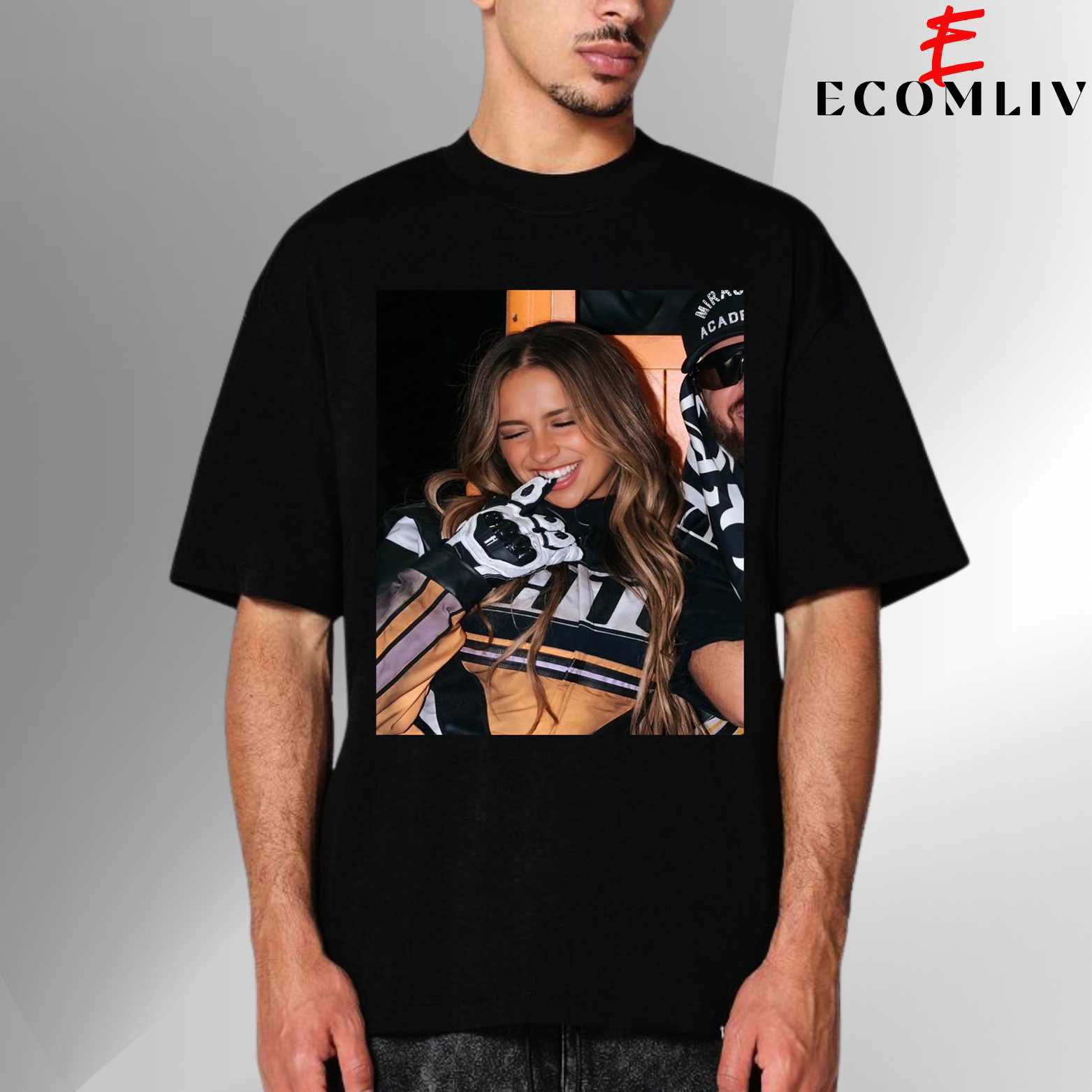 2 Hands Racing Car Theme Graphic Tee, Tate Mcrae Unisex T-Shirt